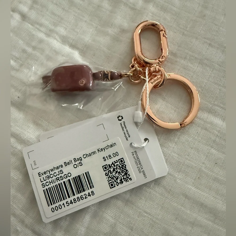 NWT Everywhere Belt Bag Charm Keychain